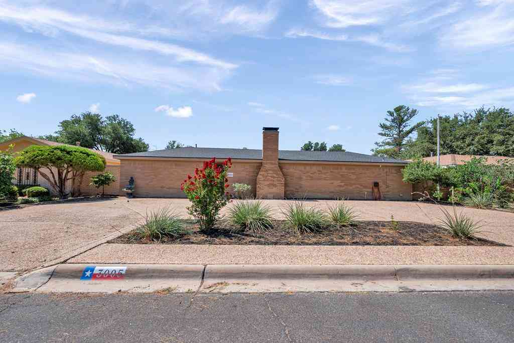 Homes For Sale - 3005 Moss Ave<br/> Midland, TX 79705