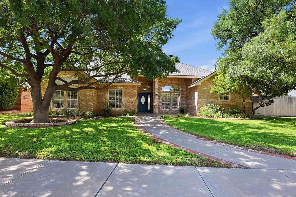 Homes For Sale - 5711 Cranston Place<br/> Midland, TX 79707