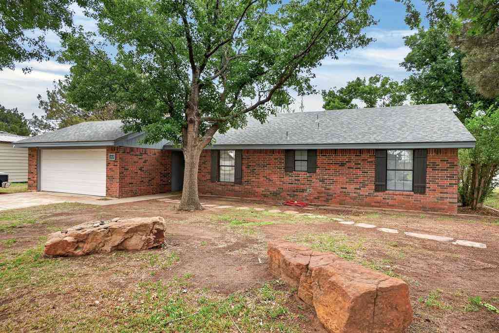 Homes For Sale - 10610 E County Rd 104<br/> Midland County, Midland, TX 79706