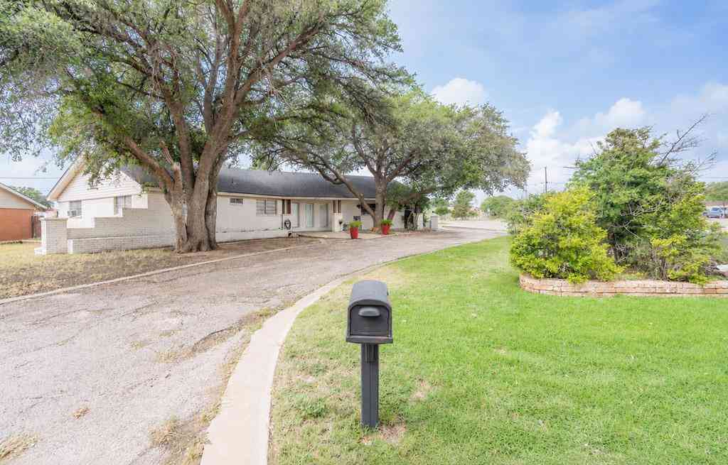 Homes For Sale - 3223 Apperson Dr<br/> Midland, TX 79705