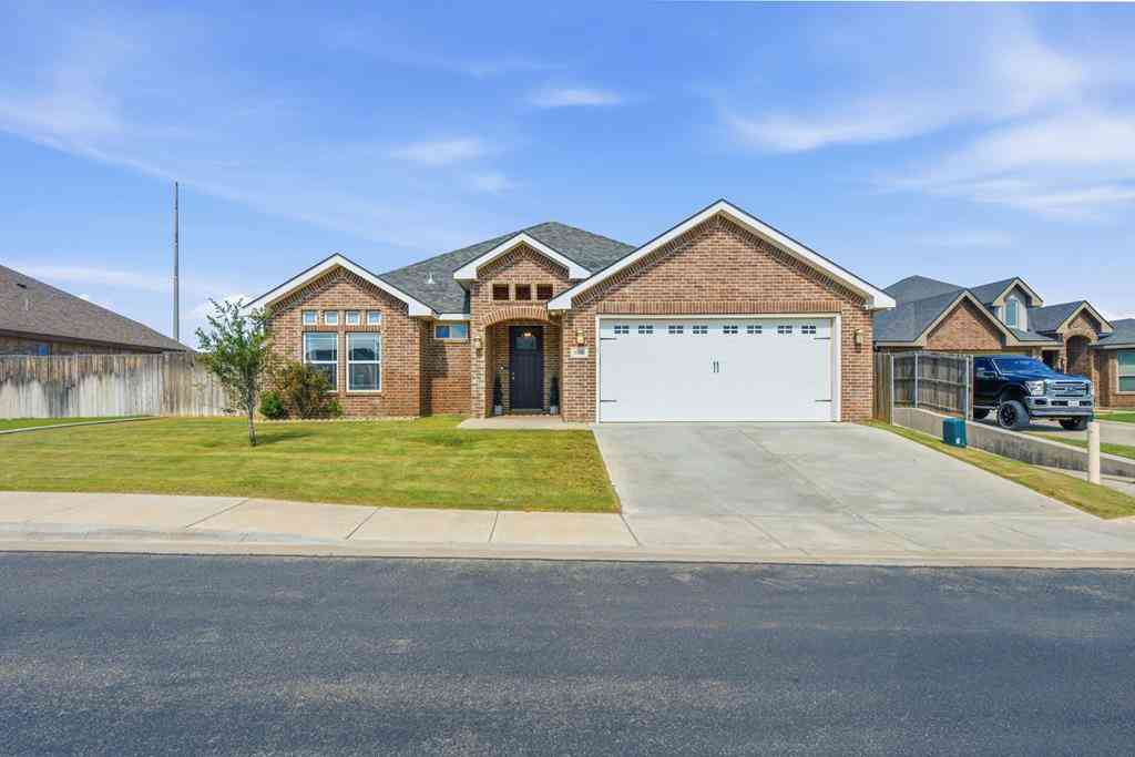 Homes For Sale - 6000 Valley View St<br/> Midland County, Midland, TX 79705