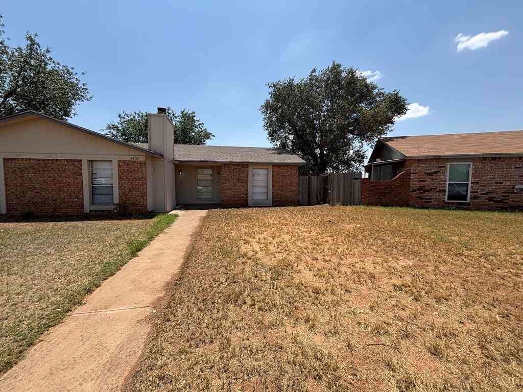 Multifamily For Rent - 4805 Country Club Dr #B<br/> Midland County, Midland, TX 79703