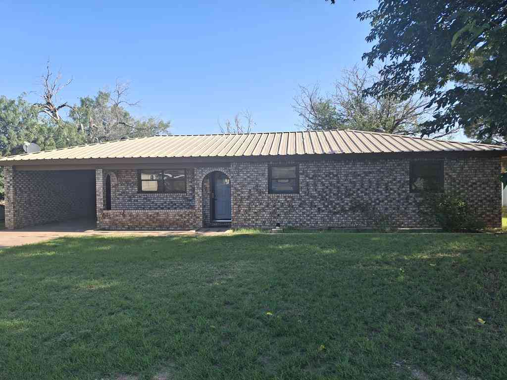 Homes For Sale - 307 31st St<br/> Snyder, TX 79549