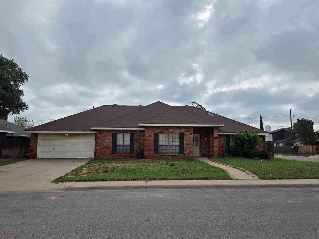 Homes For Rent - 3400 Crestmont Dr<br/> Midland, TX 79707