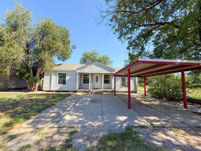 Homes For Sale - 937 E 16th St<br/> Mitchell County, Colorado City, TX 79512