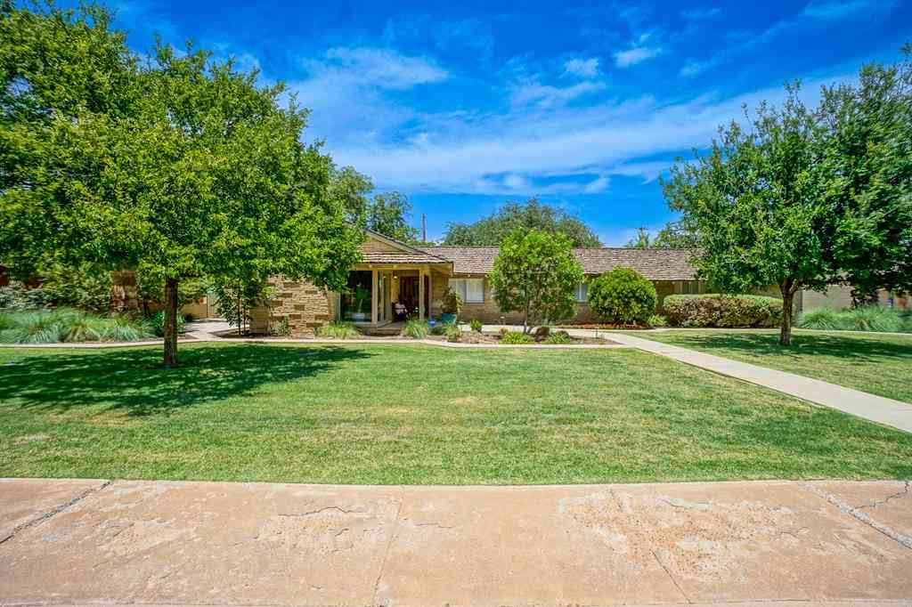 Homes For Sale - 1500 Douglas<br/> Midland, TX 79701