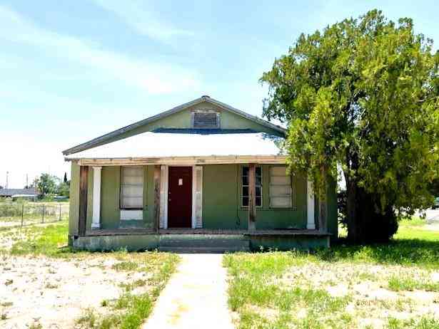 Homes For Sale - 805 W 2nd St<br/> Fort Stockton, TX 79735