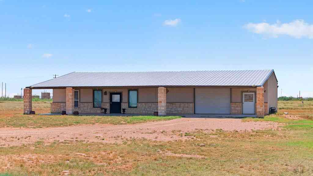 Homes For Sale - 12107 E County Rd 89<br/> Midland, TX 79706
