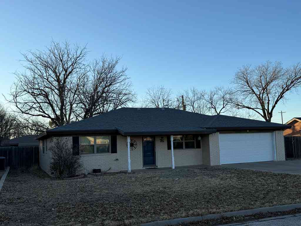 Homes For Sale - 4503 Fredonia Ave<br/> Snyder, TX 79549