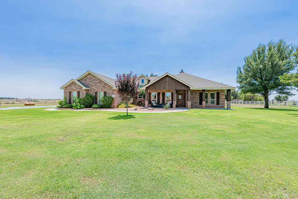 Homes For Sale - 12104 E Cr 102<br/> Midland County, Midland, TX 79706