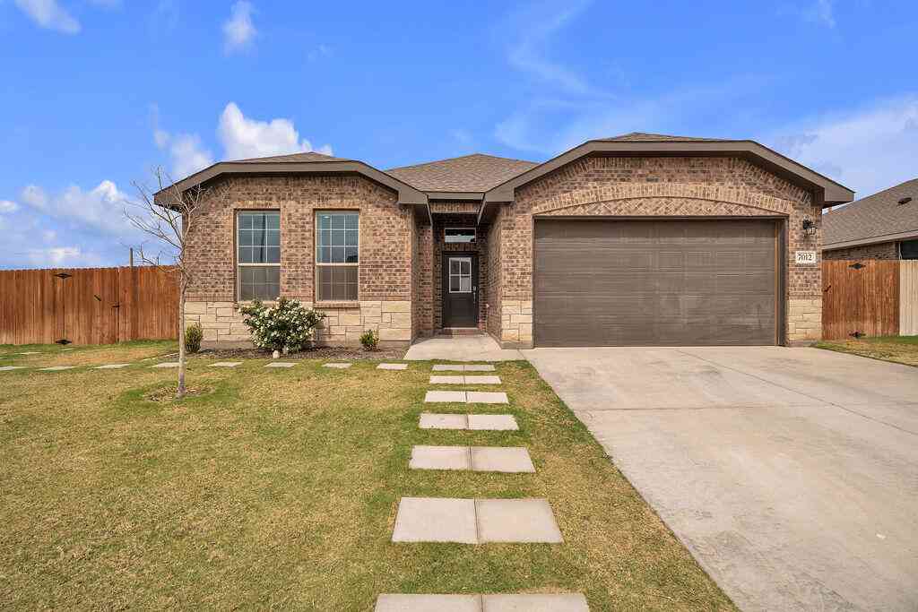 Homes For Sale - 7012 Expedition Dr.<br/> Midland, TX 79707