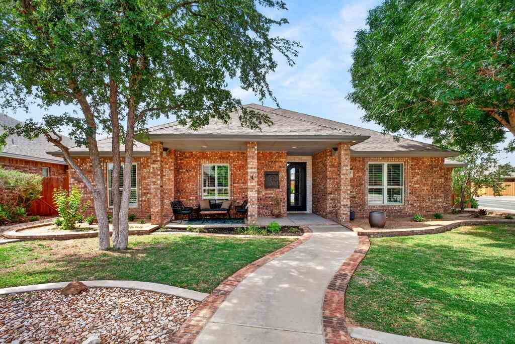 Homes For Sale - 5915 Sabine Dr<br/> Midland, TX 79707