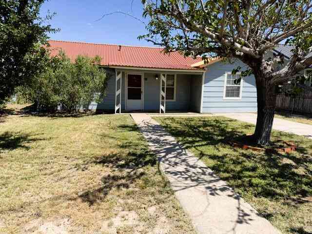 Homes For Rent - 604 N Gillis<br/> Fort Stockton, TX 79735