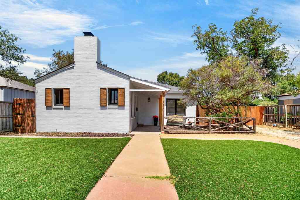 Homes For Sale - 610 W Kansas<br/> Midland County, Midland, TX 79701