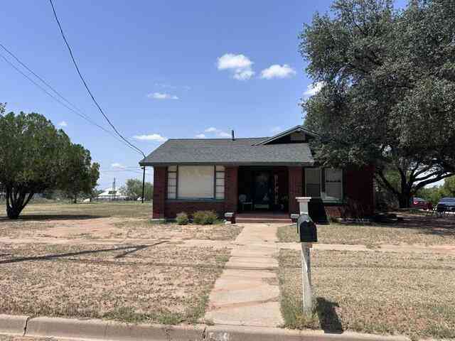 Homes For Sale - 643 Chestnut<br/> Colorado City, TX 79512