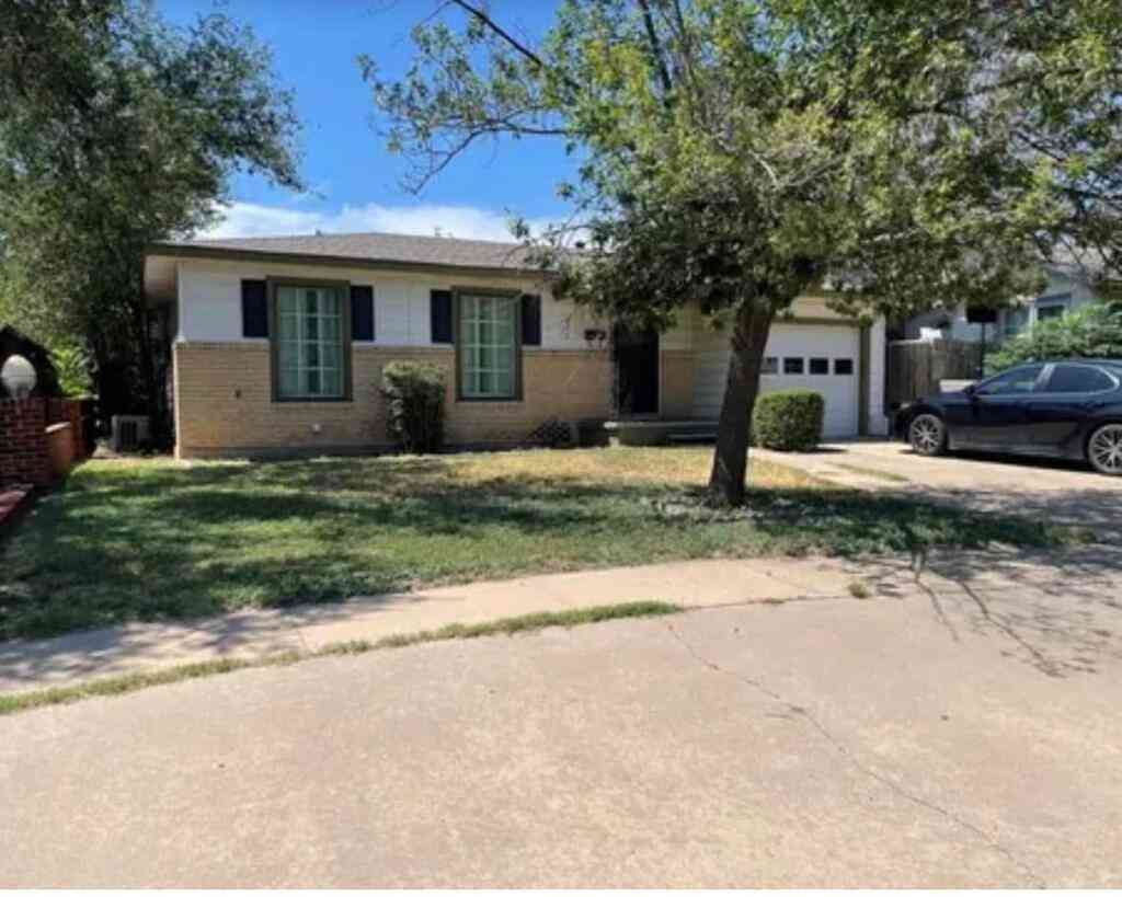 Homes For Sale - 421 Dallas St<br/> Howard County, Big Spring, TX 79720