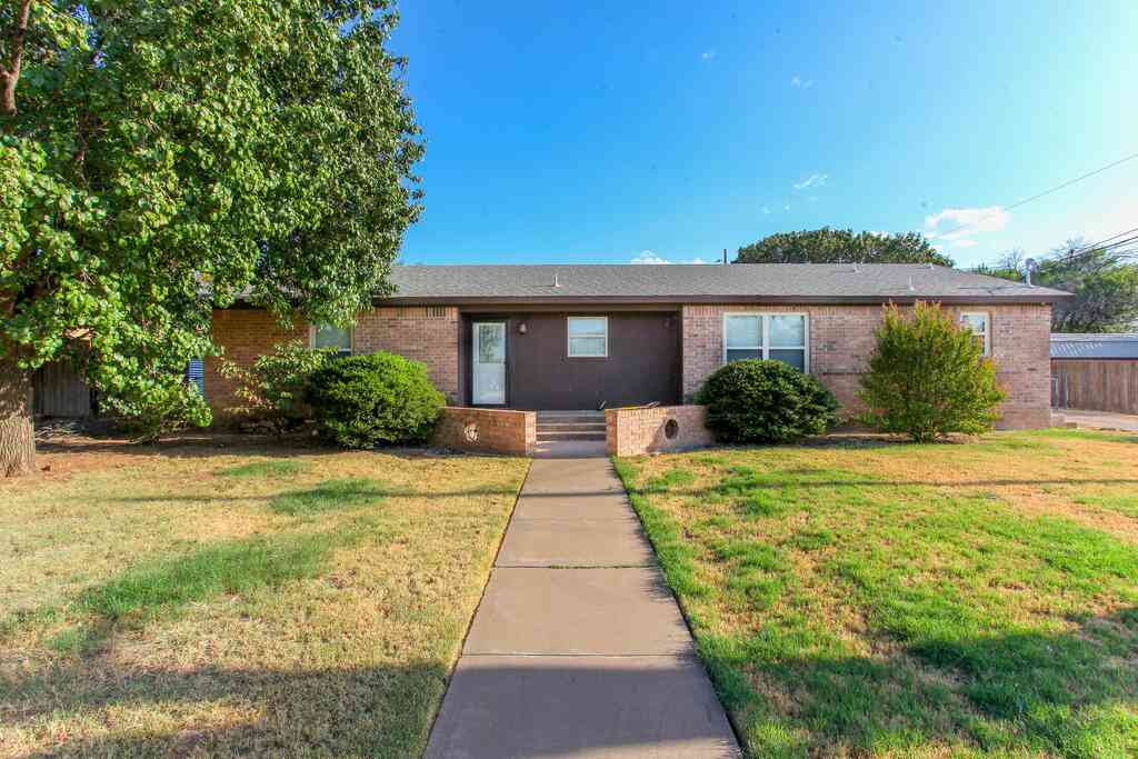 Homes For Sale - 3841 Gary Brewer Rd<br/> Snyder, TX 79549