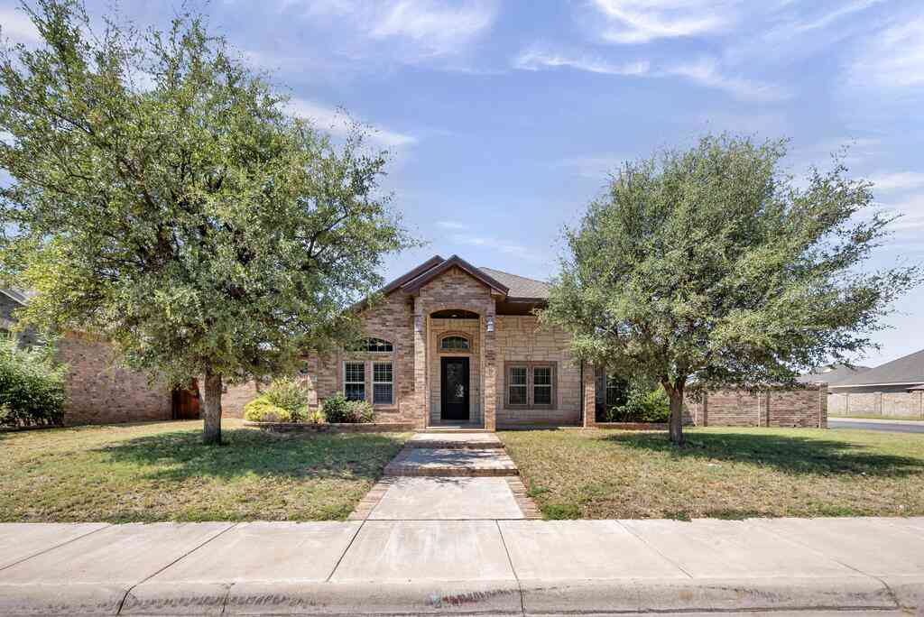 Homes For Sale - 4911 Crista Lane<br/> Midland, TX 79707