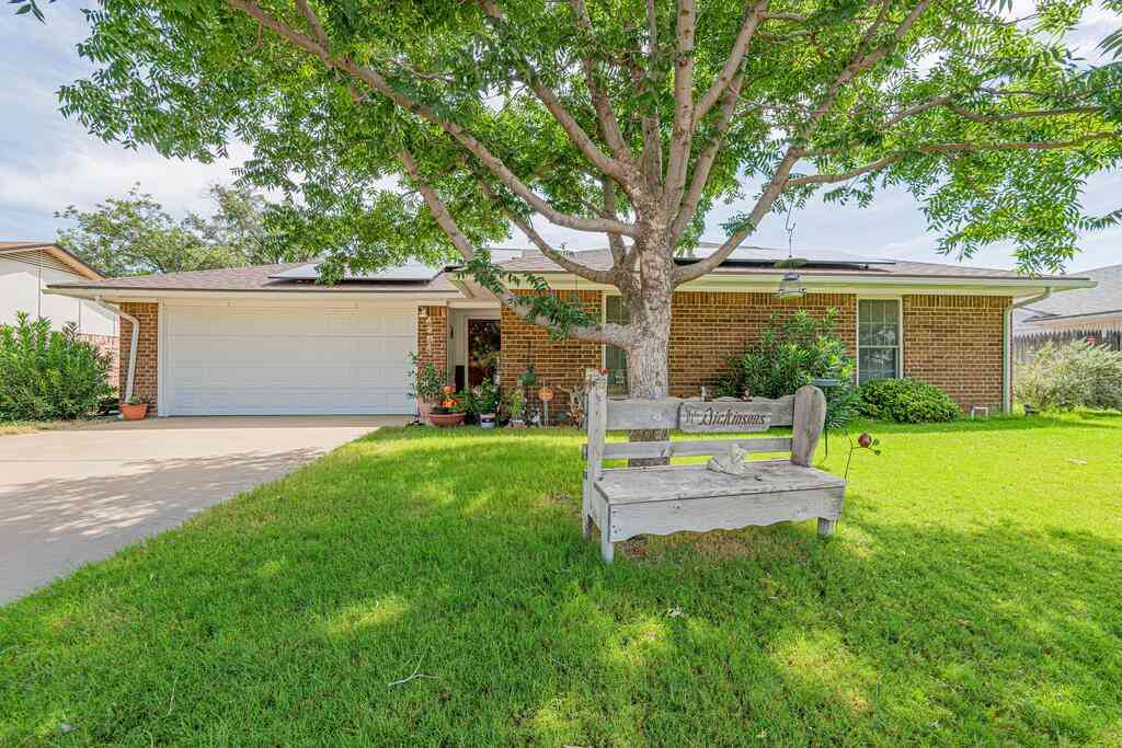 Homes For Sale - 4204 Amistad Dr<br/> Midland, TX 79707