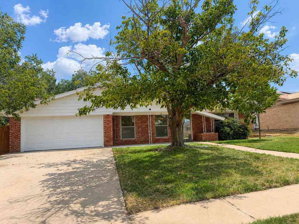 Homes For Rent - 2709 Rebecca Dr<br/> Howard County, Big Spring, TX 79720