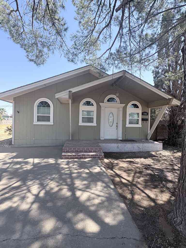 Homes For Sale - 1506 Golder Ave<br/> Odessa, TX 79761