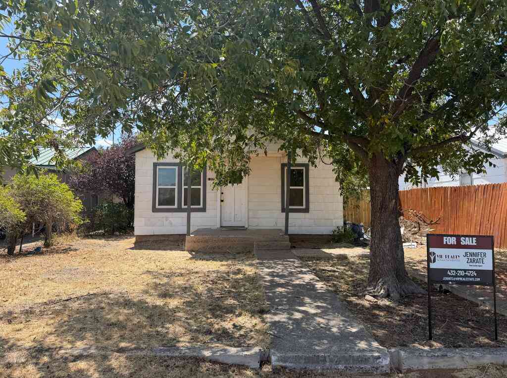 Homes For Sale - 1305 N Hancock Ave<br/> Odessa, TX 79761
