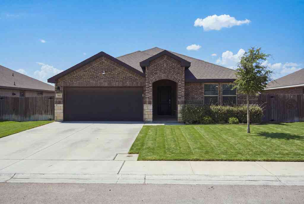 Homes For Sale - 7007 Red Canyon<br/> Odessa, TX 79765