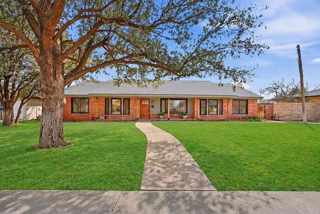 Homes For Rent - 1609 W Tennessee Ave<br/> Midland, TX 79701