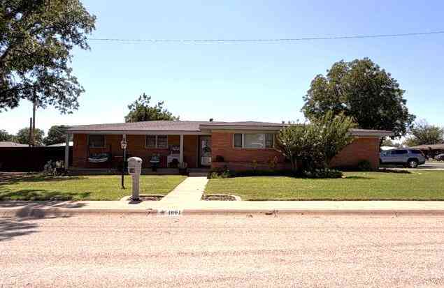 Homes For Sale - 4001 Irving<br/> Snyder, TX 79549