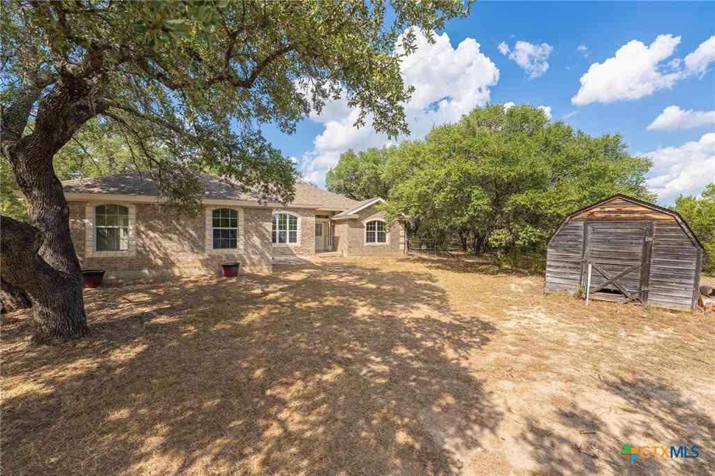 Homes For Sale - 614 Private Rd<br/> Lampasas, TX 00000