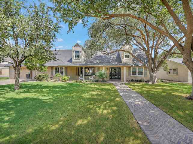 Homes For Sale - 2608 N N St<br/> Midland, TX 79705