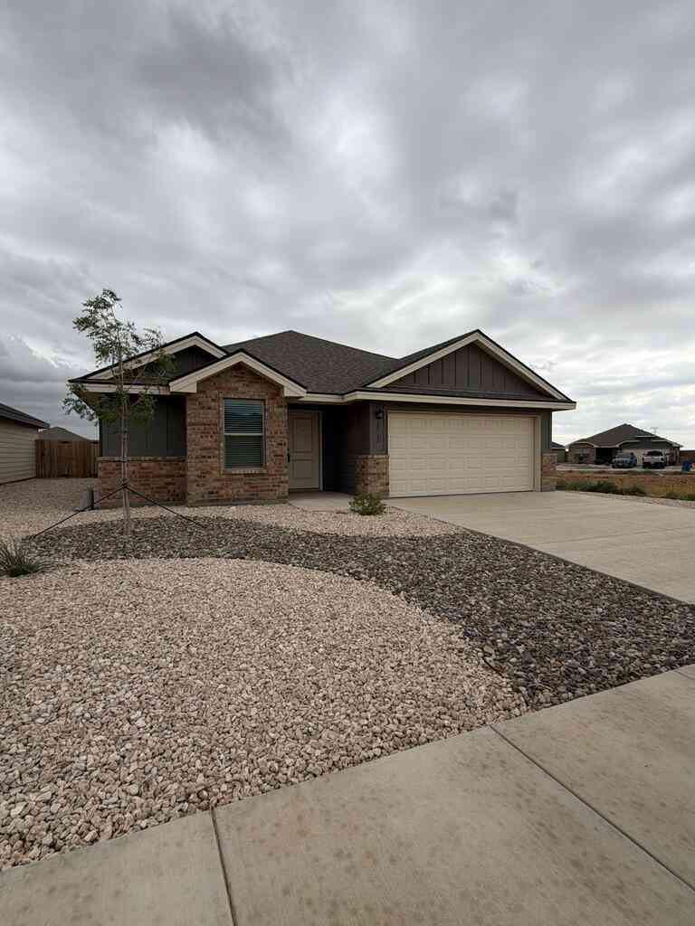 Homes For Rent - 2513 S County Rd 1102<br/> Midland, TX 79706