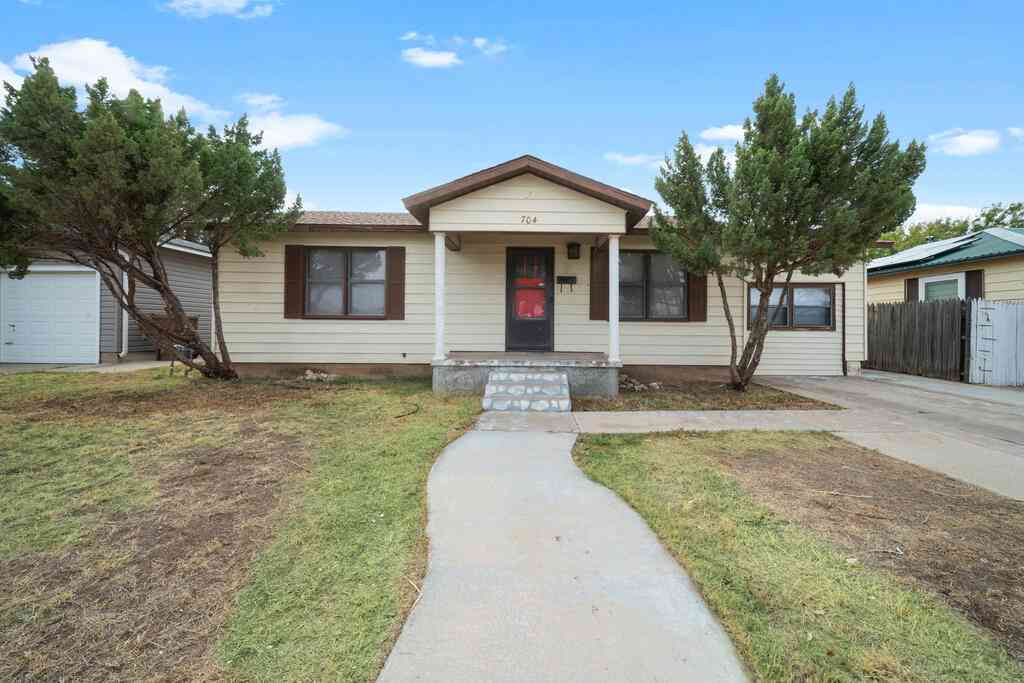 Homes For Sale - 704 Tulsa<br/> Big Spring, TX 79720