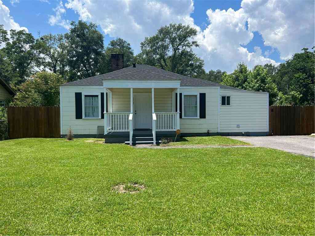 Homes For Sale - 1312 Windsor Avenue<br/> Mobile, AL 36605
