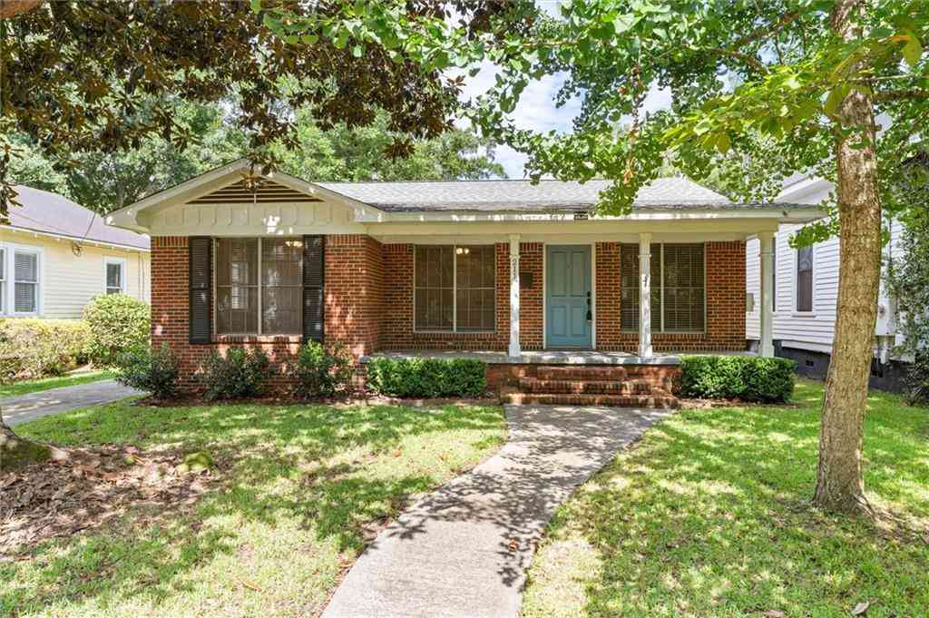 Homes For Sale - 211 Grand Boulevard<br/> Mobile, AL 36607