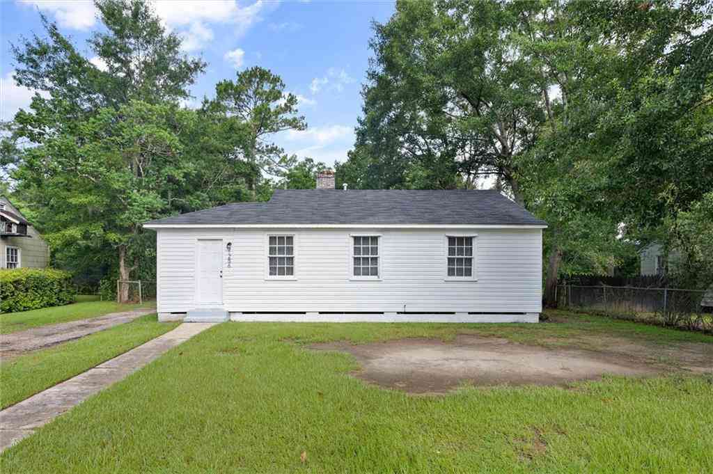 Homes For Sale - 1256 W Bucker Road<br/> Mobile, AL 36605