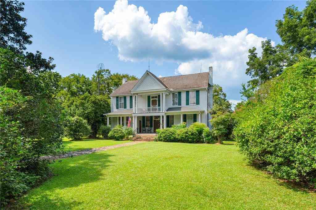 Homes For Sale - 16412 Pineapple Highway<br/> Forest Home, AL 36030