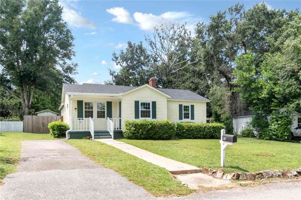Homes For Sale - 23 Lancaster Road<br/> Mobile, AL 36608