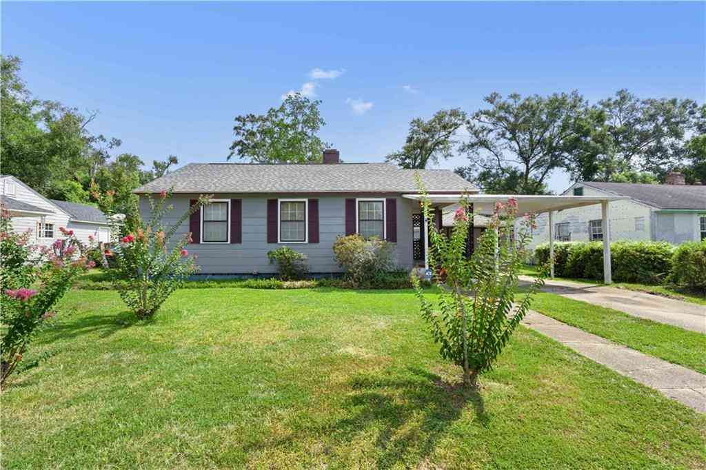 Homes For Sale - 1109 W Gimon Circle<br/> Mobile, AL 36605
