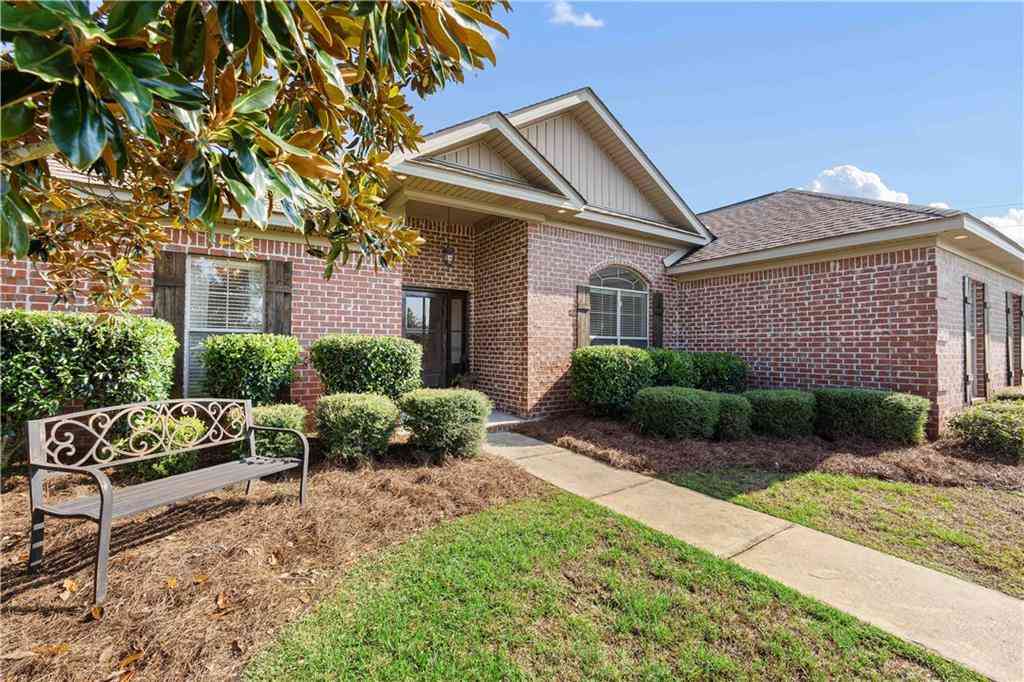 Homes For Sale - 342 Laura Court<br/> Mobile, AL 36608