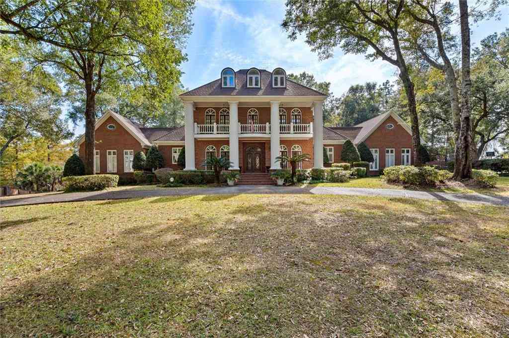 Homes For Sale - 7021 S Charleston Oaks Drive<br/> Mobile, AL 36695