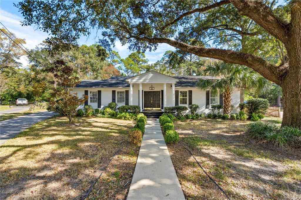 Homes For Sale - 4151 Laval Drive<br/> Mobile, AL 36693