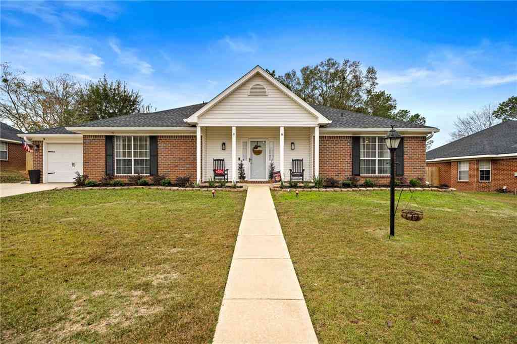 Homes For Sale - 9521 Oak Forrest Drive<br/> Mobile, AL 36695