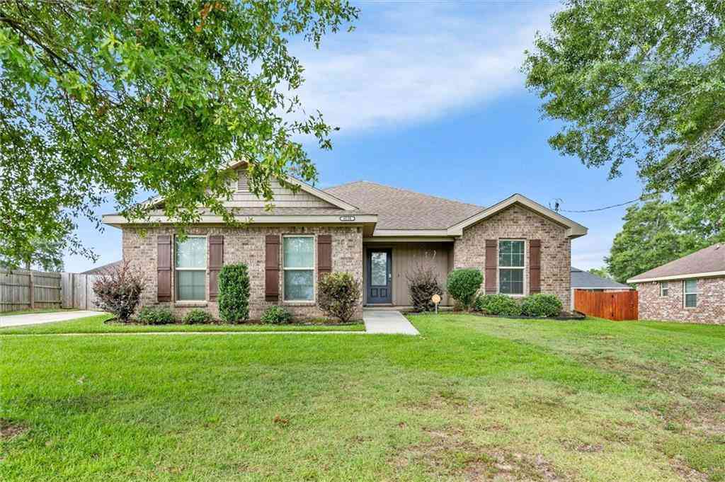 Homes For Rent - 8590 Oak Hill Drive<br/> Semmes, AL 36575