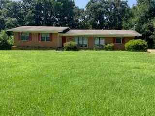 Homes For Rent - 1506 Crestview Drive<br/> Mobile, AL 36693