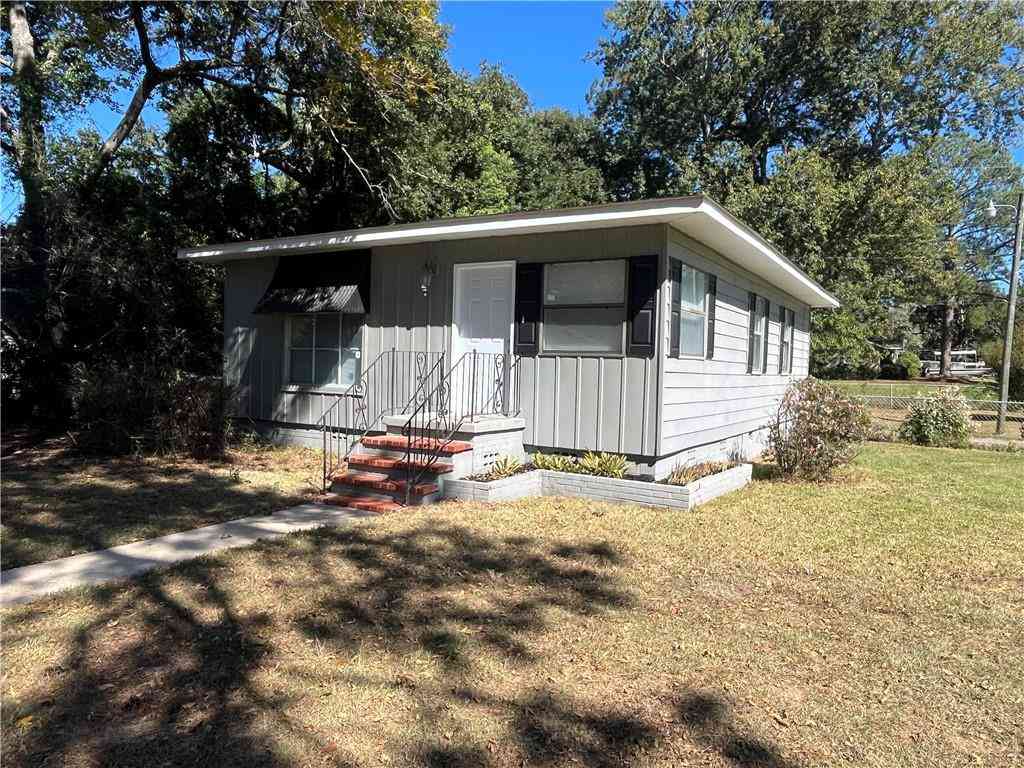 Homes For Sale - 117 Paris Avenue<br/> Mobile, AL 36606