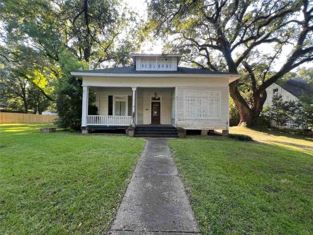 Homes For Sale - 104 Mohawk Street<br/> Mobile, AL 36606