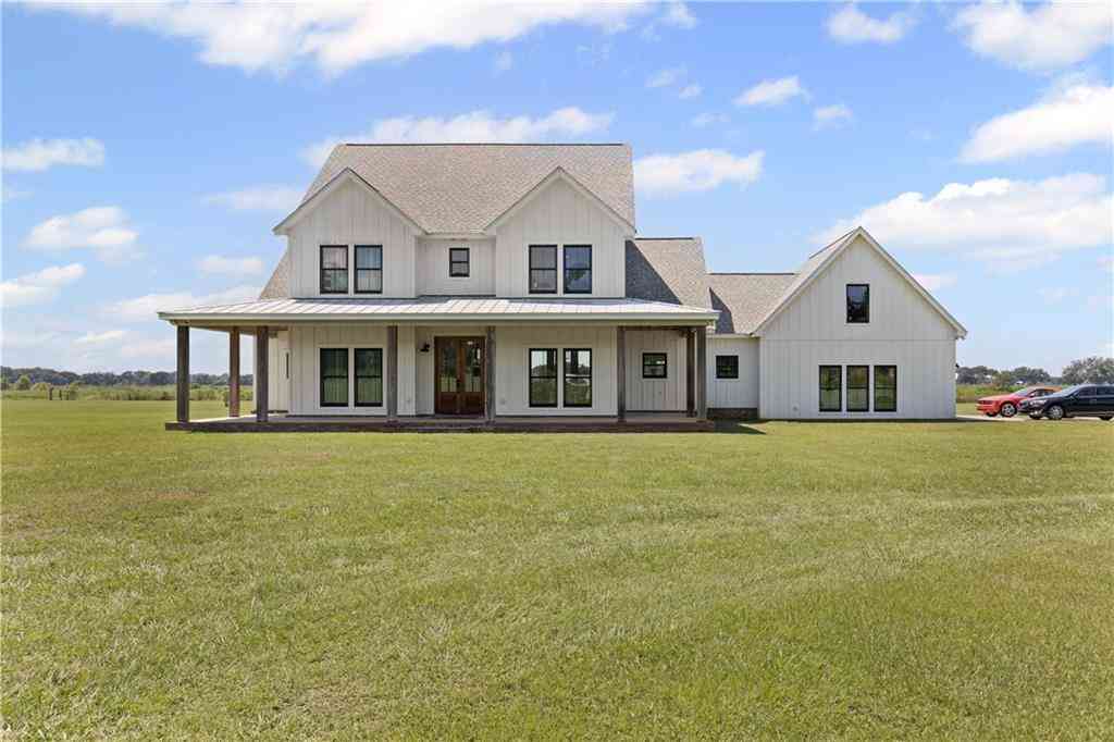 Homes For Sale - 8018 W Jim Mcneil Loop Road<br/> Grand Bay, AL 36541