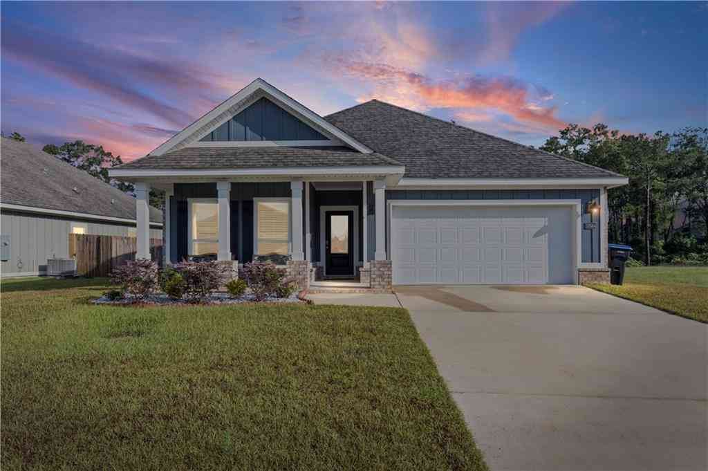 Homes For Sale - 10564 S Heirloom Road<br/> Mobile, AL 36608