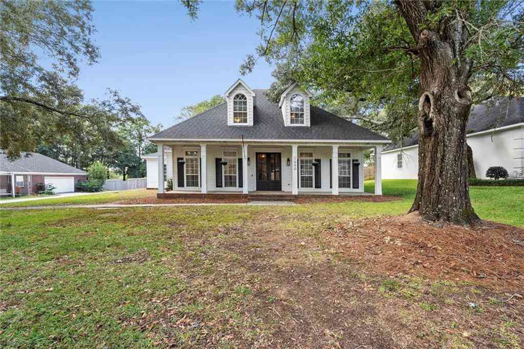 Homes For Sale - 1990 E Bradbury Drive<br/> Mobile, AL 36695